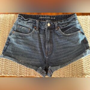 ❤️AERO Highrise jean shorts